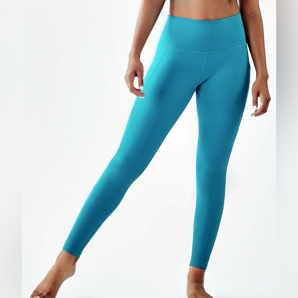 Dhvani Terra Leggings in Galapagos Blue Size XS High Waist Side Pockets Active